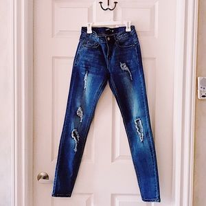 💌 MUST HAVE! ARYSUH APPL NEW STYLE JEANS!!! 👖